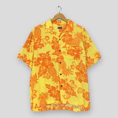 Vintage Hawaiian Pineapples Aloha Tropical Rayon Shirt Large Hawaii Party Disco Sunwear Beach Buttondown Guam Floral Surf Button Up Size L Good Used Condition. No holes and stains. Size (On Tag) : Size L **To make sure if it FITS YOU, refer at the exact measurements. Size Measurement (All measurements were taken lying flat) : Width [armpit to armpit] : 21 inches / 53 cm Length [shoulder to end of garment] : 26 inches / 66 cm THIS IS USED CLOTHING! PLEASE DON`T EXPECTED IT TO BE LIKE NEW OR DON`T Cheap Collared Hawaiian Tops, Cheap Cartoon Print Tank Top For Summer, Summer Collared Hawaiian Shirt For Beach, Beach Hawaiian Shirt With Button Closure, Summer Hawaiian Button-up Beach Shirt, Summer Hawaiian Button-up Shirt For Beach, Summer Button-up Hawaiian Shirt For Beach, Hawaiian Shirt With Button Closure For Beach, Button-up Hawaiian Shirt For Beach Season