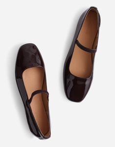 The Greta Ballet Flat | Madewell Business Shoes Women, Ballet Flats Street Style, Dress Shoes Womens Flats, Formal Flats, Patent Leather Ballet Flats, Cool Kicks, Leather Industry, Slingback Flats, Madewell Shoes