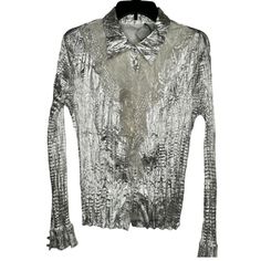 Capture The Look Of Timeless Sophistication With The New With Tag Vintage Alberto Makali Metallic Silver Blouse. Crafted With Lightweight And Breathable Polyester Fabric, This Gorgeous Blouse Has An Intricate Metallic Silver Design That Catches The Light. Perfect For Formal Occasions Or Strong Office Attire, The Vintage Alberto Makali Metallic Silver Blouse Will Turn Heads While Giving You A Chic And Polished Look. -Alberto Makali Metallic Silver -Blouse -Vintage -Size Xl Thanks For Shopping Wit Silver Blouse, Black Sequin Top, Teal Blouse, Printed Silk Shirt, Mock Neck Blouse, Gorgeous Blouses, Beaded Blouse, High Neck Blouse, Lace Kimono