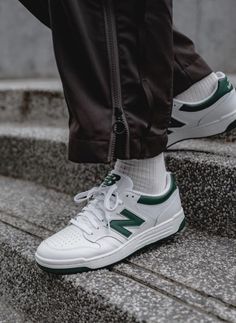 New Balance Shoes Men, Linen Pants Style, New Balance 480, Mochila Jansport, Guys Fashion Casual, New Balance Style, New Balance Outfit