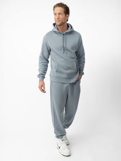 Designed for comfort and functionality, our Men's Hoodie is a must-have loungewear staple. Made from high-quality fleece, this men's hoodie sweatshirt features an adjustable drawstring hood, a relaxed fit, a discreet kangaroo pocket, and subtle ribbed trim throughout. Our CityScape Hoodie pairs well with all things Cozy Earth loungewear. City Scape, Bamboo Pajamas, Best Pajamas, Soft Clothes, Adjustable Waistband, Mens Skin Care, Mens Sweatshirts Hoodie, Shopping Trip, The Block