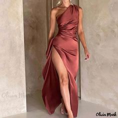 Olivia Mark - Single-Shoulder Sleeveless Backless Maxi Dress in Solid Color with Seductive Appeal 파티 드레스, Dresses Formal Elegant, فستان سهرة, Rust Dress, Split Dress, Hip Dress, Aaliyah, Types Of Skirts, Estonia