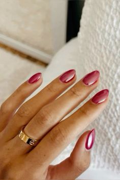 Fall 24 Nails, Nail Designs Gradient, Neutral Fun Nails, Almond Shape Nail Ideas, Chrome Summer Nails, Summer Chrome Nails, Chrome Nail Colors, Red Chrome Nails, Chrome Manicure