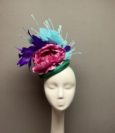 This bold fascinator is perfect for horses races, bridal showers, tea parties, hat luncheons or any other special event.  ► Want it now? Click the "Buy it now" button. ► Love it and want to buy later? Click on the button that says "♥ Favorite" ► Special request/contact me? Click the "Ask a question" link on the right. ► All Sales Are Final. Please contact me before purchasing if you have any questions. ► My shop policies: https://www.etsy.com/shop/tinselandtonic/policy?ref=shopinfo_policies_leftnav Thanks for visiting Tinsel and Tonic!! Please visit my other shops - wrapmeinfur.etsy.com for all your faux fur scarf needs  and abitoftinsel.etsy.com for one of a kind statement jewelry Green Headband For Royal Ascot Party, Green Headband For Royal Ascot Wedding, Green Headband For Wedding At Royal Ascot, Green Wedding Headband For Royal Ascot, Green Headband For Kentucky Derby Party, Handmade Flower Headband Fascinator For Royal Ascot, Handmade Flower Fascinator Headband For Royal Ascot, Handmade Flowers Headband For Races, Handmade Flower Crown Headband For Party