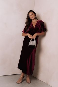 Ricki Velvet Maxi Dress - Wine Midi Dress Outfit Classy, Event Dresses Long, Midi Dress Outfit, Black Tie Wedding Guests, Velvet Style, White Dress Shoes, Bachelorette Party Outfit, Velvet Maxi Dress, Velvet Midi Dress