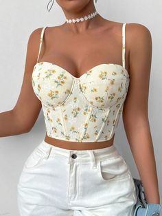 Corset Top Floral, Summer Floral Corset, Chic Summer Floral Print Corset, Chic Floral Print Summer Corset, Cheap Summer Cami-shaped Corset, Bustier Top Outfits, Corset Top Outfit, Corset Fashion Outfits, Corset Fashion