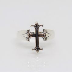 Sterling Silver Cross Ring ...Marked 925...Total of weights 3.1grams...Size 12...Measure of Face 17.2MM...It's in very good condition. Fire Fashion, Rings Etsy, Emerald Earrings Studs, Catholic Jewelry, Dope Jewelry, Rings Silver, Cross Ring, Mens Silver Rings, Funky Jewelry