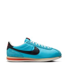 One word: tradition. From heritage running to fashion phenom, its retro appeal, sponge-soft midsole and see-saw detailing deliver decade after decade. This Nike Cortez combines durable suede and easy-to-style colors for a vintage vibe. Features: Padded, low-cut collar looks sleek and feels great. Foam midsole with iconic wedge insert delivers comfort from the get-go. Rubber sole with herringbone pattern gives you plenty of traction. Details: Leather Swoosh. Upper: Suede. Midsole/Outsole: Foam. C White Kicks, Soccer Shop, Gym Fits, Wide Width Shoes, Backpack Sport, Nike Cortez, Herringbone Pattern, Casual Sandals, Nike Outfits