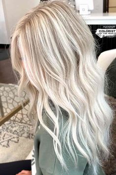 Long Hairstyles Today: 66 Easy & Non-Boring Ideas | LoveHairStyles.com Bright Blonde All Over Color, Blond Hair Platinum, Bright Blonde Inspo Hair, Blonde Bright Hair, Blonde Hair Inspiration Highlights, Bright Blonde Summer Hair, Bright Blonde Hair Highlights, Bright Highlights For Blonde Hair, Dream Blonde Hair