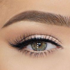 Brunette Ombre, Beauty Make-up, Hooded Eye Makeup, Celebrity Makeup Artist, Wedding Hair Makeup, Natural Eyes