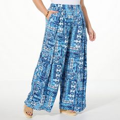 G by Giuliana Printed Challis Pull-On Pleated Palazzo Pant  Prints Charming! Update your everyday basics with this bold ikat/tribal print. With an effortless pull-on style, flattering pleat detail, pockets, and wide palazzo legs, this fashionable (and functional) pant is a must-have for your forever wardrobe. Casual Printed Blue Bottoms, Casual Blue Printed Bottoms, Blue Printed Bottoms With Relaxed Fit, Versatile Blue Bottoms For Vacation, Giuliana Rancic, Knife Pleat, Palazzo Pant, Everyday Basics, Chic Home Decor