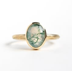 Unique gold oval moss agate ring with hammered band. Soft Autumn Jewelry, Canyon City, Moss Agate Jewelry, Bridal Jewels, Autumn Jewelry, Agate Engagement Ring, Moss Agate Ring, Hammered Band, Stone Pictures