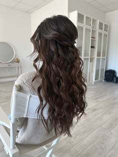 Wavy Hairstyles For Long Hair Half Up, Beach Waves Hairstyles Half Up, Beach Waves Hair Wedding Bridesmaid, Waves Half Up Half Down, Long Wavy Hair For Wedding, Hair Inspo For Bridesmaid, Updo Beach Hairstyles, Half Up Half Down Hair Women Wedding, Beach Waves Half Up