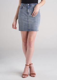 American_Tall_Women_Classic_Denim_Skirt_Vintage_Light_Blue-front Tall Skirt, Womens Denim Skirts, Denim Skirt Outfits, Old Jeans, Girl Fits, Scoop Neck Tee, Tall Women, Vintage Skirt, Skirt Outfits