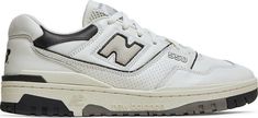 New Balance 550 Cream Black, New Balance 550 Cream, Looks Hippie, Dr Shoes, Trendy Shoes Sneakers, Black Shoes Men, Cute Sneakers, Shoe Inspo, New Balance Sneakers