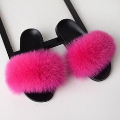 fuschia color fox fur fluffy slides slippers for ladies with black rubber soles Fluffy Faux Fur Flat Slippers, Fluffy Flat Faux Fur Slippers, Fluffy Faux Fur Open Toe Slippers, Pink Faux Fur Winter Slippers, Pink Faux Fur Slippers For Winter, Trending Footwear, Fluffy Shoes, Ladies Slides, Outfit Boots