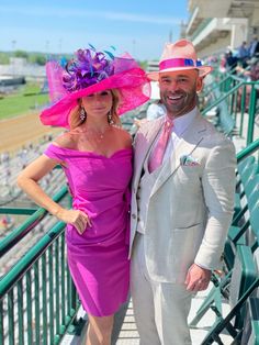 "✿*.Key Features.*✿ If you are looking for a floopy wide brim hat, here is it. It has magic brim, you can make any shape brim as you want by a steamer. Certainly it will keep its shape for long time. This is a very stunning and beautiful hat. You can see the detail! With matching crin, veil and special feather flower, mixed long feathers. It's a custom-made hat, if you want different color crin, veil, feather flower, please contact Anna. Great for Kentucky derby, weddings, church, Easter, Royal Derby Party Outfit, Derby Hats Diy, Kentucky Derby Party Outfit, Kentucky Derby Attire, Kentucky Derby Dress, Bow Veil, Kentucky Derby Outfit, Kentucky Derby Style, Derby Attire