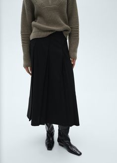 Pleated midi-skirt - Women | MANGO USA Mango Skirts, Midi Design, Black Pleated Skirt, Black Midi Skirt, Pleated Midi Skirt, Data Analysis, Women Skirts Midi, Skirt Pattern, Skirt Length