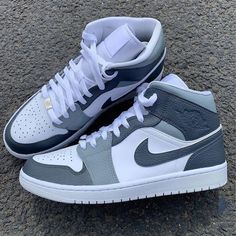 Gray Air Jordan 1 Custom Shoes Sneakers-shecustomize Air Jordan 1 Grey, Jordan 1 Grey, Customised Shoes, Air Shoes, Trendy Shoes Sneakers, Nike Shoes Girls, Nike Fashion Shoes, Basket Style, Jordan Shoes Girls