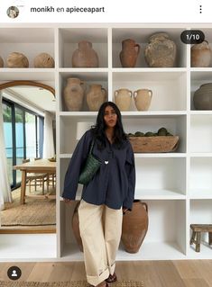 Minimalist Chic Outfit, Monikh Dale, Oversized Shirt Outfit, Postpartum Fashion, Effortlessly Chic Outfits, Casual Chic Outfit, Indie Fashion, Fashion Design Clothes, Classic Outfits