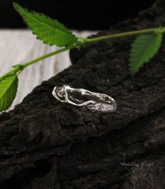 Branch ring, Nature wedding ring, Leaves wedding band, Silver rustic ring, Women wedding band, Anniversary gift, Sterling silver band. ■ All wedding rings are only crafted with the finest of recycled metals DETAILS: Metal - Sterling Silver Dimensions - width 4mm (0.157 in.), Thickness - 1,5mm (0.059 in.) Finish - shiny and oxidized Please choose your ring size and finish in menu while making your order View all tree bands and rings: http://etsy.me/2v9a68V ■ CUSTOM OPTIONS - SIZES AVAILABLE: This Nature-inspired Sterling Silver Wedding Gift, Rustic Silver Jewelry For Wedding, Nature-inspired Sterling Silver Wedding Rings, Nature-inspired Sterling Silver Wedding Jewelry, Rustic Silver Wedding Rings, Nature-inspired Ring For Wedding And Anniversary, Nature Wedding Ring, Wedding Band Silver, Rustic Ring