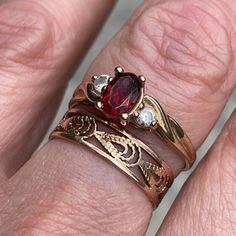 Beautiful And Elegant Vintage 10k Gold Ring With Garnet And Two Crystals. Excellent Used Condition Ruby Gold Ring Vintage, Vintage Engagement Rings Garnet, Gold And Red Wedding Ring, Bloodstone Ring Engagement, Garnet And Opal Ring, Vintage Pearl Wedding Ring, Wedding Ring Pairings, Regency Engagement Ring, Unique Colorful Engagement Rings