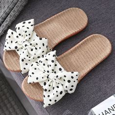 Polka Dot Bowknot Summer Casual Slide Slippers Casual Summer Sandals With Bow, Casual Bow Sandals For Summer, Cute Bow Sandals For The Beach, White Fabric Sandals For Vacation, Casual Bow Sandals For Spring, Casual Sandals For Spring Picnic, Casual Spring Picnic Sandals, Home Slippers Women, Linen Slippers