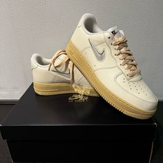 D09456 100 Size 9 Women’s Coconut Milk/Light Bone Brand New Never Worn Nike Cream Custom Sneakers For Streetwear, Beige Custom Sneakers With Gum Sole For Streetwear, Beige Custom Sneakers With Cushioned Footbed For Streetwear, Nike Beige Sneakers With Translucent Outsole, Beige Custom Sneakers With Laces For Streetwear, Beige Sneakers With Perforated Toe Box For Streetwear, Nike Air Force 1 Cream For Streetwear, Cream Nike Air Force 1 Round Toe For Streetwear, Casual Nike Air Force 1 In Beige For Streetwear