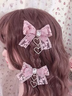 The price is for a hairclip or a pair of hairclips. Cute Heart Jewelry, Cute Pink Hair Accessories, Pink Heart Accessories, Pink Goth Accessories, Lolíta Accessories, Cute Core Accessories, Light Pink Accessories, Jirai Kei Accessories, Jirai Kei Hairstyles