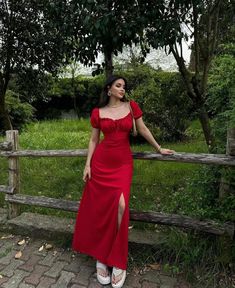 Red Bodycon Dress Outfit, Elegant Outfit Dress, Red Outfit Casual, Modest Girly Outfits, Cute Red Dresses, Body Con Dress Outfit, Cute Birthday Outfits, Red Dresses Classy, Women Dresses Classy