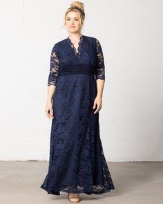 Effortless beauty meets classic style with our Screen Siren Lace Gown. Designed with all-over stretch, this elegant fit and flare evening dress will flatter and accentuate your beautiful curves. A ruched waistband in a contrasting fabric pulls the eye inward to the smallest part of your body and a scalloped neckline and sleeves add that special detailing. This plus size special occasion dress is the ideal formal pick for any black-tie affair. Kiyonna's plus size formal gowns and special occasion Plus Size Formal Gowns, Plus Size Gowns Formal, Jumpsuit And Cardigan, Plus Size Evening Gown, Lifestyle Shoot, Chic Cardigan, Blue Lace Dress, Lace Evening Gowns, Plus Size Formal