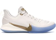 Kobe Mamba Focus, Basketball Dress, Nike Kobe Shoes, Nike Volleyball Shoes, Metallic Gold Shoes, Kobe Mamba, Nike Kicks, Nike Zoom Kobe, Kobe Shoes