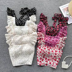 One Size: Chest:68-90cm, Length:36cmAge: 25-34Style: CasualPattern Type: PrintClothing Length: RegularTops Type: CamisFabric Type: Broadcloth&ltp&gtMaterial: Polyester&lt/p&gt&ltbr/&gt&ltp&gtGender: Women&lt/p&gt&ltbr/&gt&ltp&gtItem Type: Tops&lt/p&gt&ltbr/&gt&ltp&gtElasticity: Slight Strech&lt/p&gt&ltbr/&gt&ltp&gtSKU:[JM10813]&lt/p&gt&ltbr/&gt Summer Non-stretch Camisole Tank Top, Summer Stretch Sleeveless Vest, Fitted Sleeveless Summer Tank Top, Fitted Vest Crop Top For Vacation, Fitted Floral Print Sleeveless Crop Top, Fitted Sleeveless Tank Top With Floral Print, Non-stretch Summer Vest Tank Top, Spring Vacation Vest Crop Top, Non-stretch Vest Tank Top For Summer