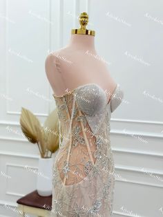 Váy cưới corset quyến rũ. Váy cưới đuôi cá đính hạt. Váy cưới không dây. Váy dạ hội sang trọng. Váy cưới tùy chỉnh. - Etsy Việt Nam Glamorous Strapless Wedding Dress With Fitted Bodice, Glamorous Strapless Wedding Gown, Strapless Evening Dress With Corset Back For Wedding, Floor-length Mermaid Wedding Dress With Corset Back, Glamorous Strapless Wedding Dress, Wedding Mermaid Dress With Sweetheart Neckline And Sweep Train, Glamorous Wedding Mermaid Dress With Detachable Train, Glamorous Mermaid Wedding Dress With Detachable Train, Champagne Mermaid Dress For Wedding