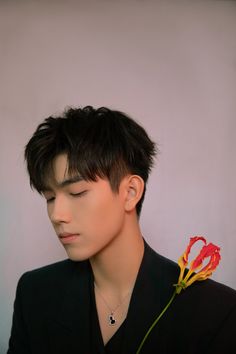 Perm Hair Men, Arthur Chen Feiyu, Mens Haircuts Straight Hair, Arthur Chen, Chen Feiyu