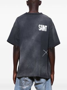 Find SAINT MXXXXXX Lastman Beating T-shirt on Editorialist. black cotton short sleeves crew neck logo print to the front logo print to the rear Saint Shirt, Saints Shirts, Cotton Shorts, Logo Print, Black Cotton, Top Brands, Short Sleeves, Great Deals, Crew Neck