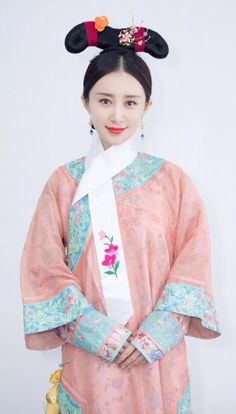 Chinese Ancient Qing Dynasty Manchu Empress Xiao Xian Embroidered Historical Costume for Women Historical Chinese Clothing, Chinese Princess, Costume For Women, Embroidered Coat, Chinese Ancient, Chinese History, Chinese Hanfu, Princess Art