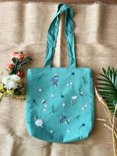 ★ Hand Embroidered Linen Tote Bag - Eco friendly and cute. Perfect for grocery shopping - Size: 12.5 x 13.5 inch (32 x 34cm) - Our bag has zipper closure and a zipper pocket inside to store your small items - Perfect gift for your beloved woman, or for yourself! ★ CARE: * Handwash: Add mild laundry detergent to cool water, let the bag soak for 30 mins then wash it. Lay flat to dry * Machine wash: Put the bag in mesh laundry bag and wash with cool water. Cheap Everyday Embroidered Bags, Cheap Everyday Bags With Floral Embroidery, Cheap Embroidered Everyday Bags, Cheap Embroidered Bags For Daily Use, Fancy Bags Purses, Grocery Bag Aesthetic, Floral Market, Linen Tote Bag, Aesthetic Bag