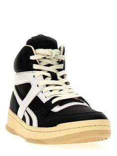 'BB5600' high top leather sneakers with rubber sole and laces. Composition: 100% calfskin leather (Bos Taurus) Sneakers Reebok, Formal Loafers, Reebok Sneakers, Crossbody Tote Bag, Men Model, Sportswear Brand, Mens Sportswear, Leather Accessories, Flip Flop