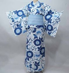 Yukata; This Japanese cotton kimono yukata features wave on a white background. Wear this beautiful robe on summer day or hang it as a display to admire daily. Item: Yukata Cotton Kimono / Obi belt is not included. No.ktm165 Size: US  M-L   /  Length  64 inch (163cm) , Width 26.7 inch (68cm). If you are 155cm - 167cm tall, This yukata would fit well, Condition: NEW. Please check the photos. Need a Obi Sash? Find it here: https://www.etsy.com/shop/KimonoFujiyamarock?ref=seller-platform-mcnav&sect White Kimono For Spring Tea Ceremony, White Kimono For Tea Ceremony In Spring, Traditional White Kimono For Summer, Traditional White Kimono For The Beach, Traditional White Summer Kimono, Traditional White Floral Print Kimono, Traditional White Printed Kimono, Traditional Long Blue Kimono, Traditional White Floral Kimono