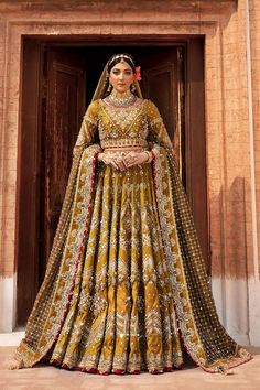 Buy Pakistani Bridal Choli with Mustard Lehenga in premium quality Raw silk. Motifs, crystals, gota, and zari make this Lehenga Choli an epitome of beauty. Mnr Bridal Dress, Mustard Lehenga, Bridal Choli, Matching Lehenga, Pakistani Bridal Dress, Raw Silk Fabric, Indian Bridal Dress, Pakistani Bridal Dresses, Pakistani Bridal Wear