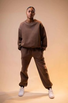 Womens Unisex Metropolitan Crew Neck Brown Set, Grey Sweatsuit, Streetwear, Tracksuit Fleece, Two Piece Set, Sweatpants Set - Etsy Winter Tracksuit With Ribbed Waistband For Loungewear, Cozy Fit Tracksuit For Fall Loungewear, Fall Loungewear Tracksuit With Cozy Fit, Fall Tracksuit For Lounging With Relaxed Fit, Fall Lounging Sweats Sportswear, Relaxed Fit Crew Neck Tracksuit For Streetwear, Winter Sportswear Sweats With Elastic Cuffs, Winter Sporty Sweats With Boxy Fit, Oversized Fleece Sweats For Lounging