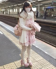 Casual Hime Gyaru, Pastel Pink Fashion, Himekaji Gyaru Outfits, Gyaru Fashion Pink, Himekaji Aesthetic, Liz Lisa Outfits, Jfashion Kawaii