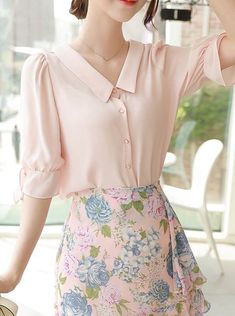 ❤Chiffon Sweet Blouse❤ Pink Bow Tie, Flowing Skirt, K Fashion, Pink Blouse, Floral Blouse, Latest Fashion For Women, Chiffon Tops, Dressing Up, Fashion Collection