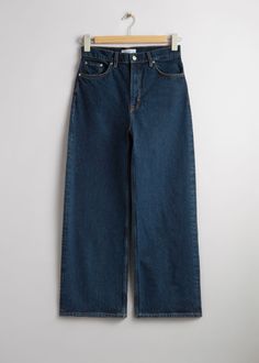 A wardrobe saviour that goes great with any look and any mood, these 5-pocket jeans feature a high waist and a wide, cropped leg. – High waist – Wide, cropped leg– Comfort stretch– Zip and button fly Wide Cropped Jeans, Suit Jumpsuit, Knit Outerwear, Popular Outfits, Blazer With Jeans, Fashion Story, Pocket Jeans, Trouser Jeans, Scarf Hairstyles