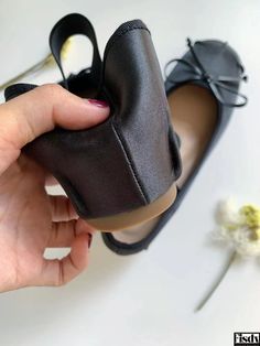 Fisdy - Vintage Bow Detail Shallow Mouth Flat Ballet Shoes Ballet Dancing, Vintage Ballet, Butterfly Bow, Classical Ballet, Satin Heels, Casual Running Shoes, Ballet Flat Shoes, Cut Design, Bow Detail