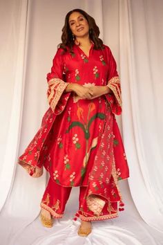 Shop for Masaba Red Raw Silk Spring Blossom Print Culottes Set for Women Online at Aza Fashions Masaba Masaba, Raw Silk Kurta, Neena Gupta, Caribbean Fashion, Red Kurta, Pakistani Clothes, Blossom Print, Red Fits, Lakme Fashion Week