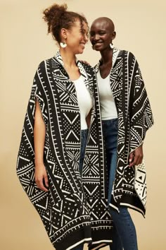 Kichana black shawl wrap for women's – Mille Collines Luxury Traditional Ceremonial Wear For Winter, Capulana Blanket, Shawl 2022, Indigenous Fashion, Matching Clothing, Ethno Style, Knitted Shawl, Black Shawl, African Inspired Fashion