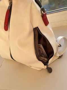 Soft Leather Backpack, School Bags For Girls, Bag Design, Female Travel, High Quality Leather, Rebecca Minkoff Hobo, Womens Backpack, Leather Backpack, Fashion Backpack