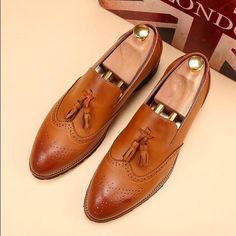 Handmade men wingtip brogue tassels shoes men tan color formal shoes loafer Tassel Shoes, Brogues Men, Wingtip Shoes, Formal Mens Fashion, Simple Shoes, Formal Loafers, Moccasins Shoes, Mens Oxfords, Formal Shoes